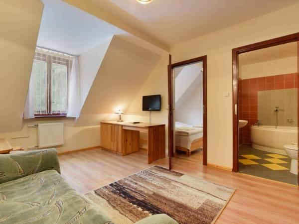Zadrna Rezydencja Aparthotel Chełmsko Śląskie Exterior foto